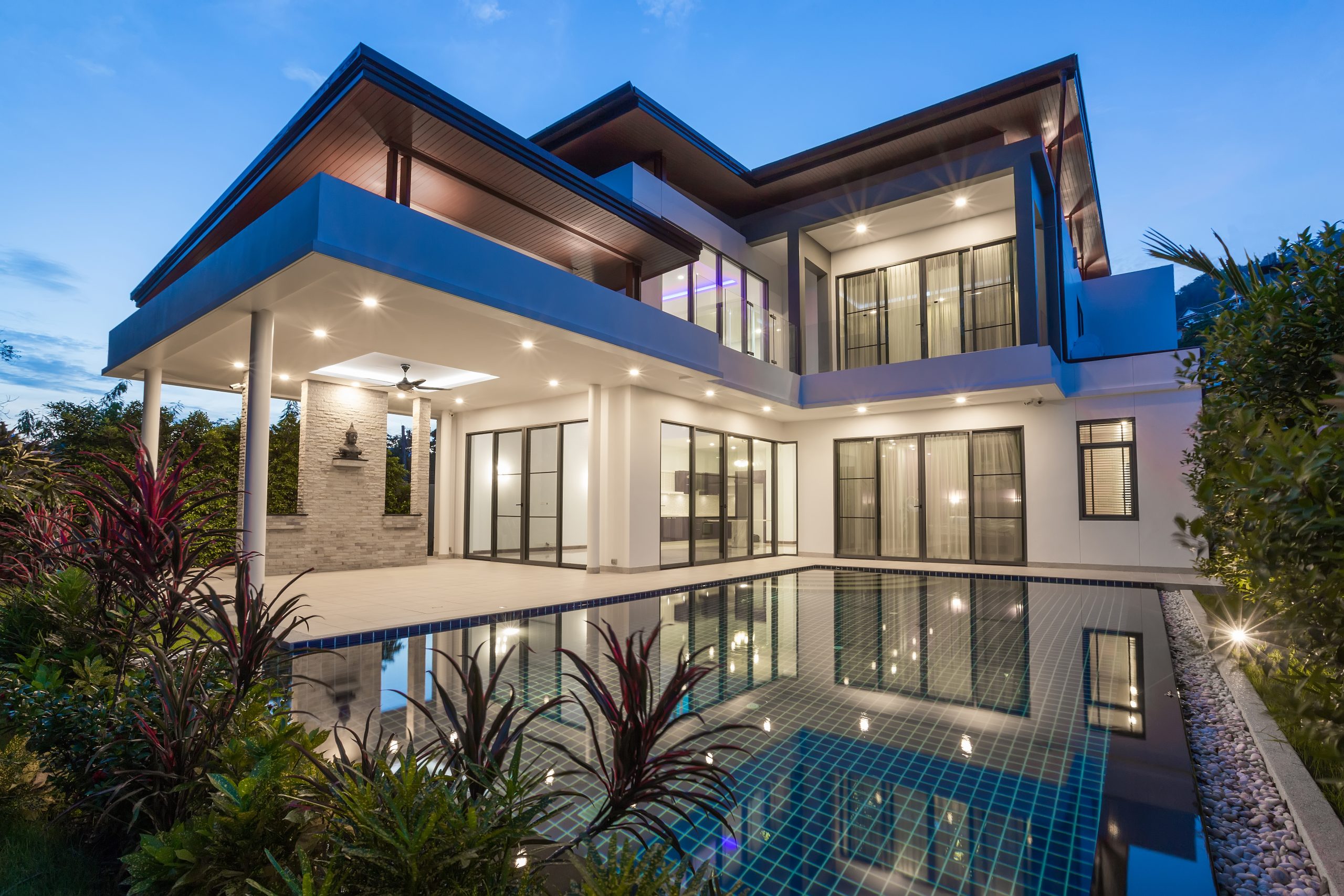 Modern,Luxury,Villa,With,Swimming,Pool
